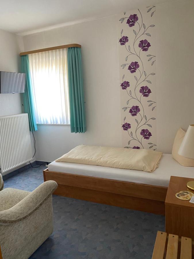 Hotel Pension Gelpkes Muehle Бад Захса Екстериор снимка