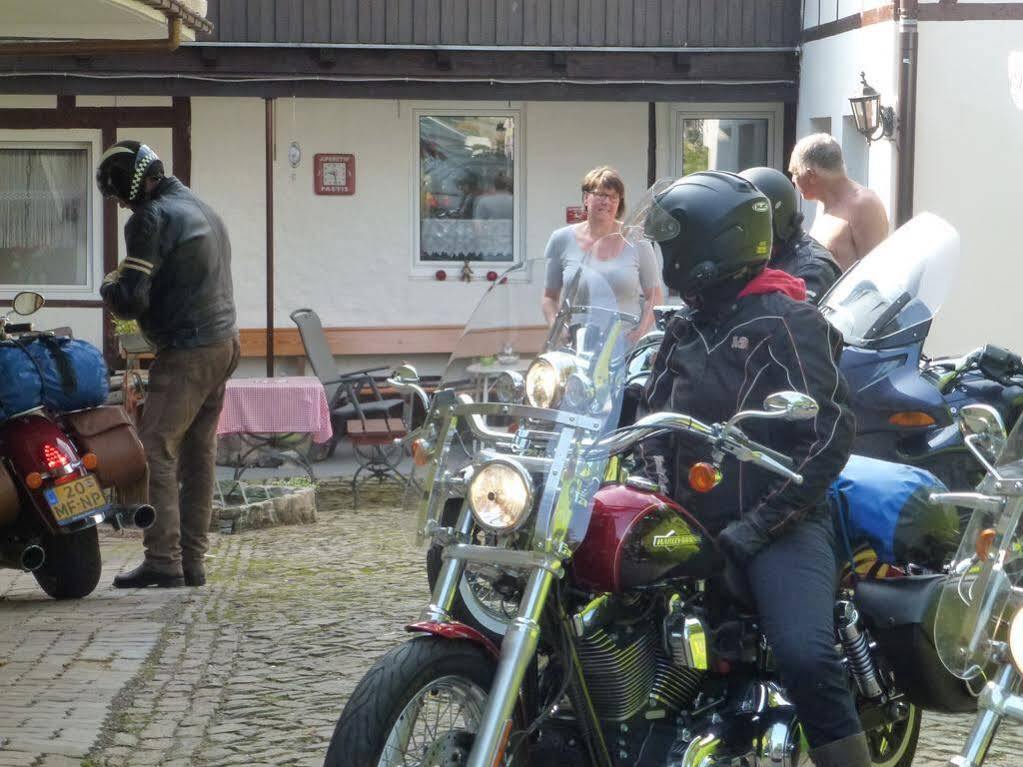 Hotel Pension Gelpkes Muehle Бад Захса Екстериор снимка